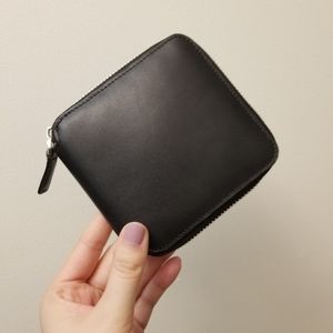 👛 Square Leather Wallet